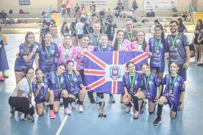 Handebol feminino de Caçador conquista 3º lugar na Taça Sul Infantil