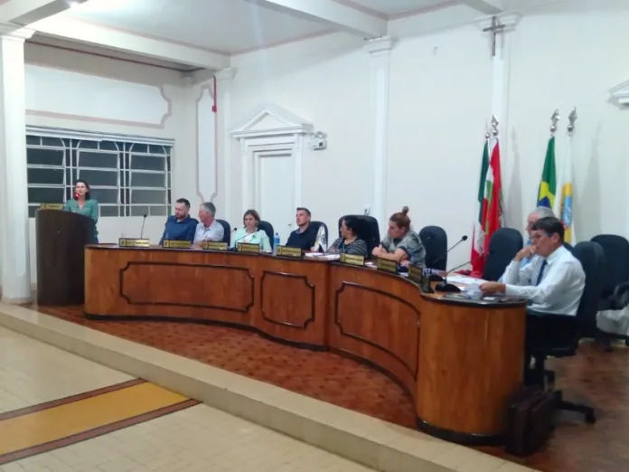 Câmara Municipal de Iomerê realizou mais uma Sessão Ordinária