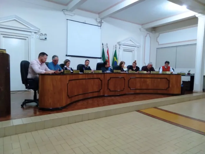 Câmara Municipal de Iomerê realiza sua Sessão Ordinária