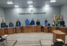 Projetos em pauta na ordem do dia são aprovados pelos Vereadores e Vereadoras de Ibiam