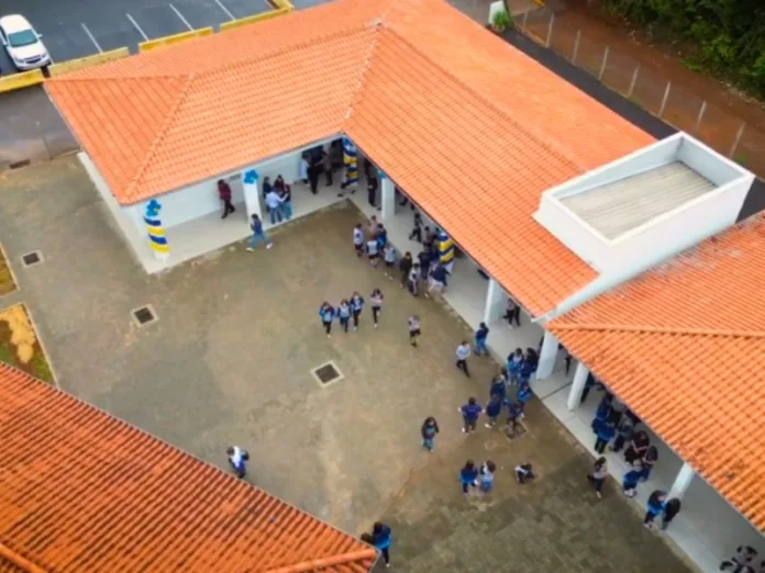 Escola CEMI em Iomerê celebra duas inaugurações