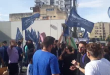 Governo de SC apresenta proposta para professores