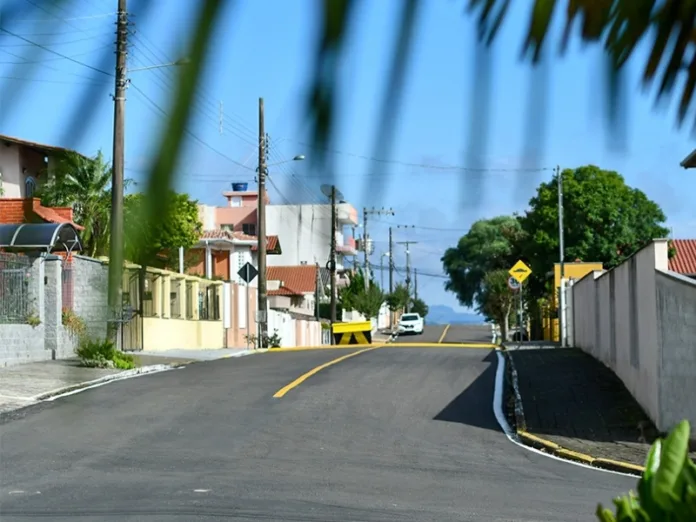 Prefeitura de Videira entrega pavimentação em nove ruas