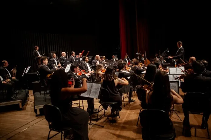 Orquestra Sinfônica de Caçador encanta Florianópolis