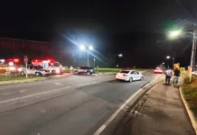 Pessoas ficam feridas após engavetamento em trevo de Videira