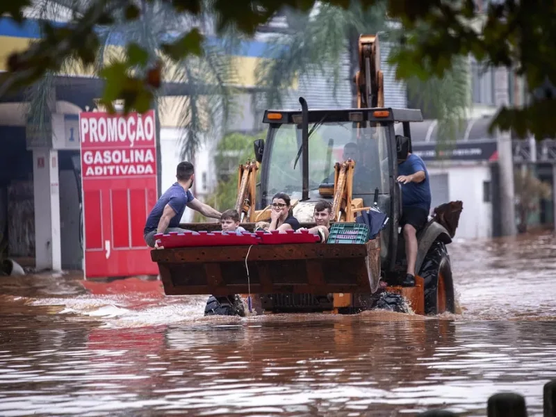 31 dias, 31 fotos: o mês da maior enchente de Porto Alegre