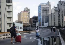 Um mês desde o início da tragédia climática no RS: como voltar para casa?