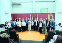 Câmara de Videira homenageia Associação Sorria Criança