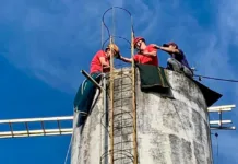 Homem é resgatado de caixa d’água industrial em Lebon Régis
