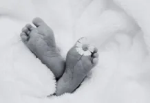 Bebê de 16 dias morre em acidente de trânsito