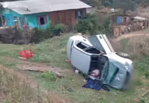 Carro desgovernado desce ribanceira em Lebon Régis