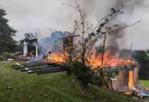 Incêndio consome casa em Macieira
