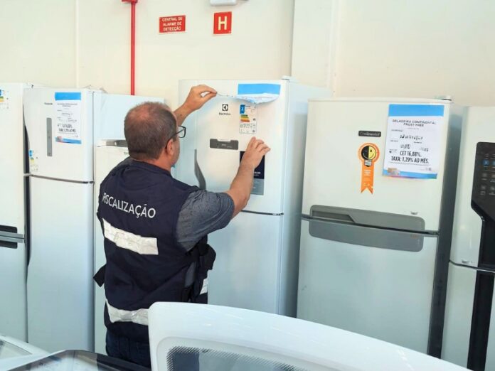 Imetro-SC fiscaliza desempenho energético de eletrodomésticos