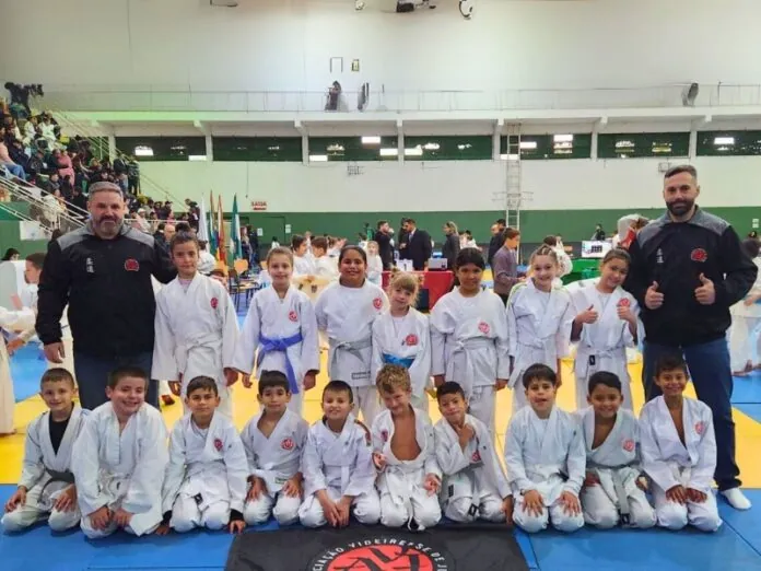 Videira conquista terceiro lugar no Campeonato Regional de Judô