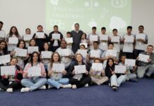 Vereadores mirins encerram etapas de capacitações sobre Educação Financeira