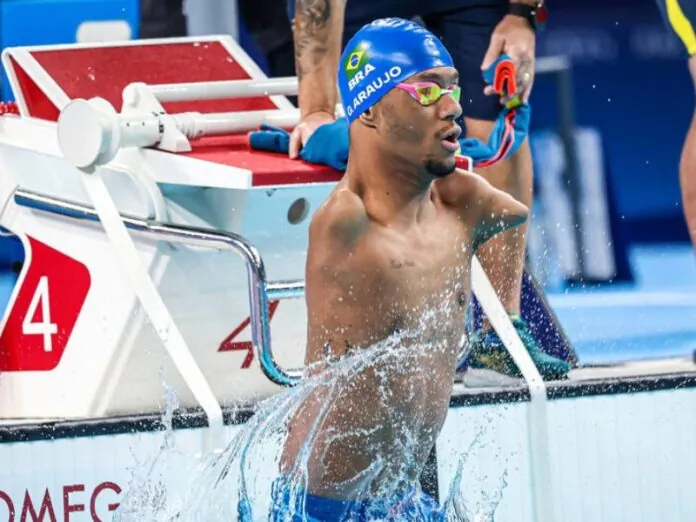 Gabrielzinho conquista primeiro ouro para o Brasil nas Paralimpíadas