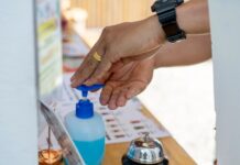 Nova Lei de SC exige álcool gel em todos os estabelecimentos