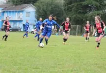 Avaí/Kindermann vence mais uma e lidera o Catarinense