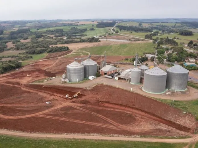 Inicia a construção da primeira usina de etanol em Santa Catarina