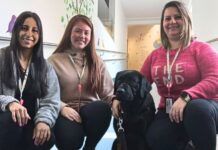 Cão treinado visita paciente autista no HSDS em Videira