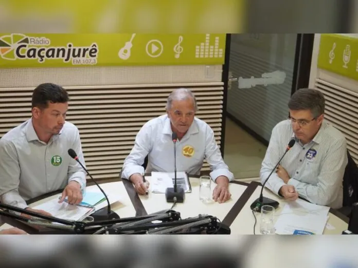 Candidatos a prefeito de Caçador se encontram na Rádio Caçanjurê