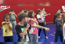 Projeto Luvas que Ensinam chega em Canoinhas