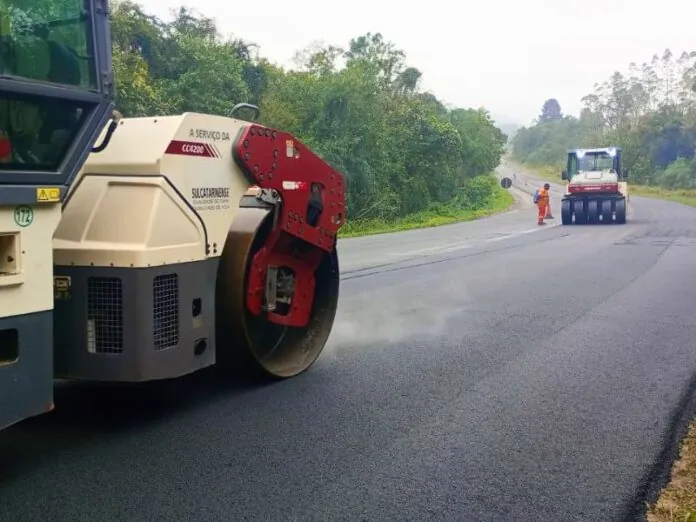 Obras na BR-470 causam interdições; confira locais e horários