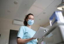 Após 12 anos, Governo de SC anuncia novo concurso para a saúde