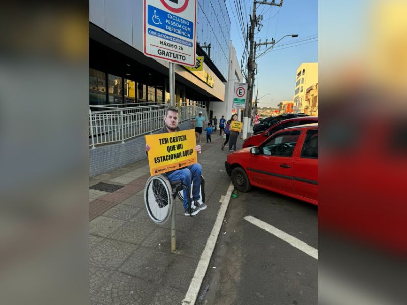 Vídeo: Campanha de conscientização sobre vagas prioritárias chama a atenção