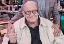 Humorista Ary Toledo morre aos 87 anos