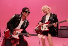 O reizinho do pop voltou: Bruno Mars conquista 1º e 2º lugar do Top Global Spotify