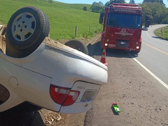 Criança entre as três vítimas em acidente de trânsito em Tangará