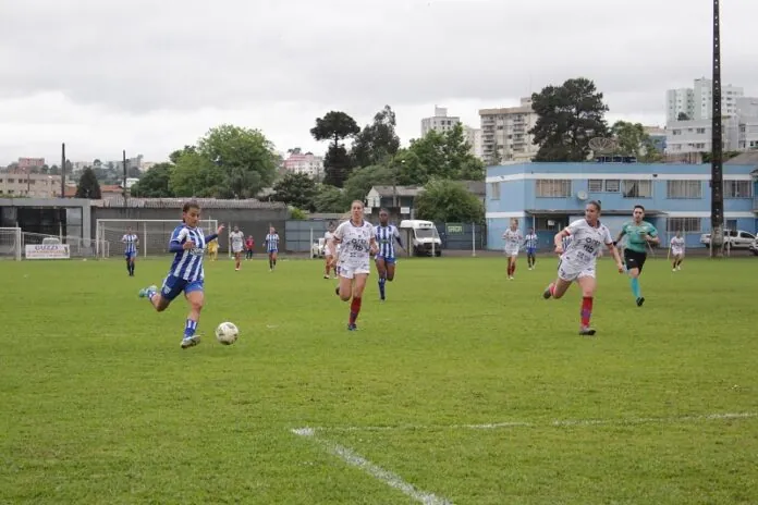 Avaí/Kindermann vence e está na final do Catarinense