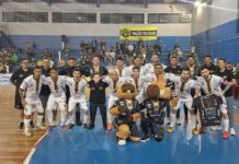 Equipes entram em quadra para jogos decisivos no Catarinense de Futsal
