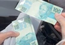 Mulher é presa por encomendar dinheiro falso em SC