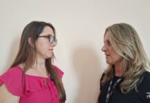 Exame de toque nas mamas é fundamental para o diagnóstico precoce