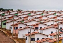 Quase 900 casas do Minha Casa, Minha Vida ainda não foram entregues em SC