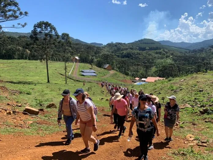 Macieira promove passeio de conscientização quanto ao câncer de mama