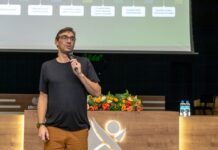 História, superação e sucesso: Giba encanta Videira em palestra