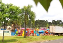 Cinco bairros e o Parque Rio do Peixe ganham novos parquinhos