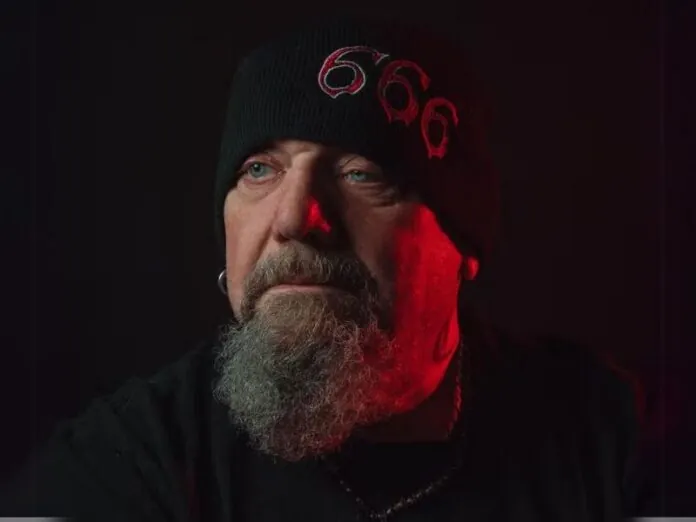 Paul Di'Anno, ex-vocalista do Iron Maiden, morre aos 66 anos