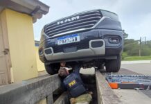 Picape roubada no RJ é recuperada na BR-280 em Canoinhas