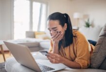 Cresce número de golpes aplicados por lojas online falsas