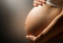 CCJ da Câmara aprova PEC que pode proibir aborto legal no Brasil