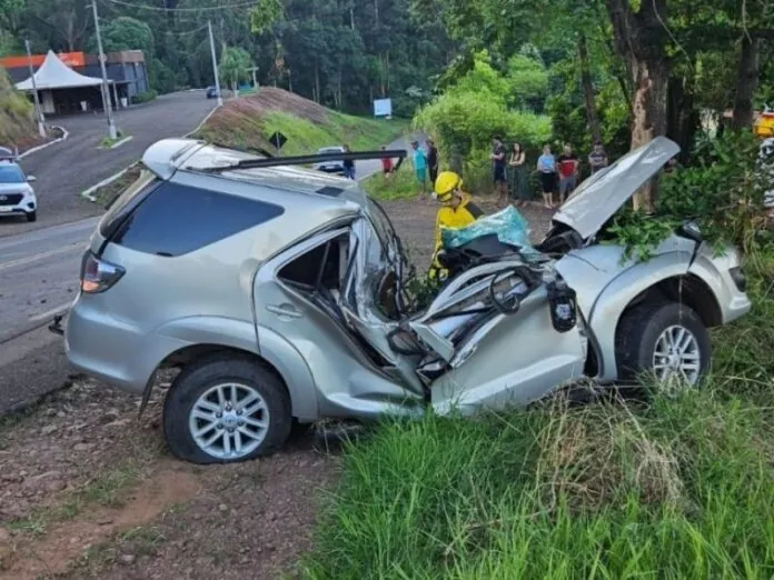 Motorista morre em acidente violento na SC-156, em Xaxim