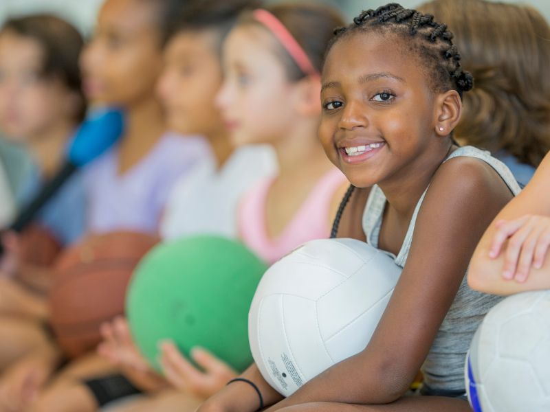 Campanha Natal Solidário da Uniarp arrecada bolas para doação
