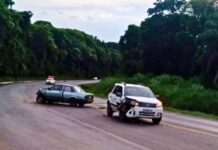 Dois motoristas ficam feridos após colisão na BR-282 em SC