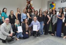 Escolas Dotti e Irmão Venâncio recebem homenagens pelos resultados no IDEB