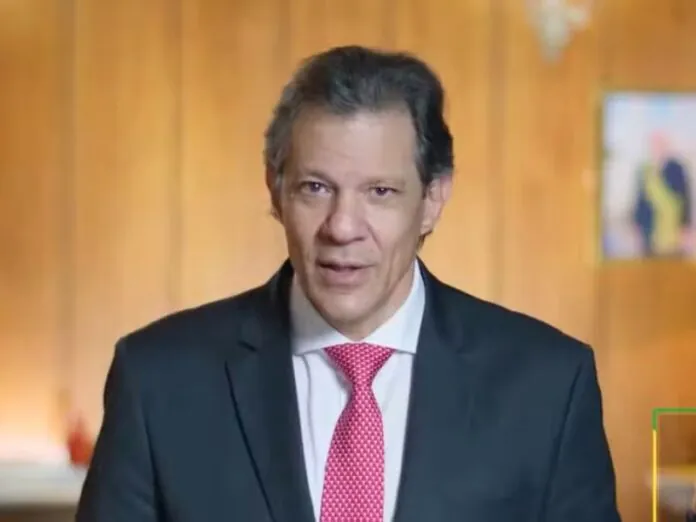 Haddad anuncia medidas fiscais com objetivo de controlar gastos públicos