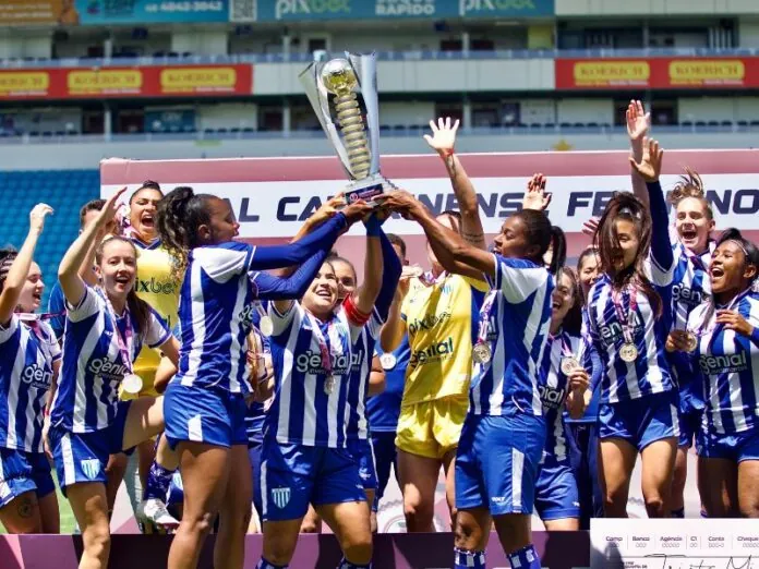 Avaí/Kindermann garante 15º título estadual no futebol feminino